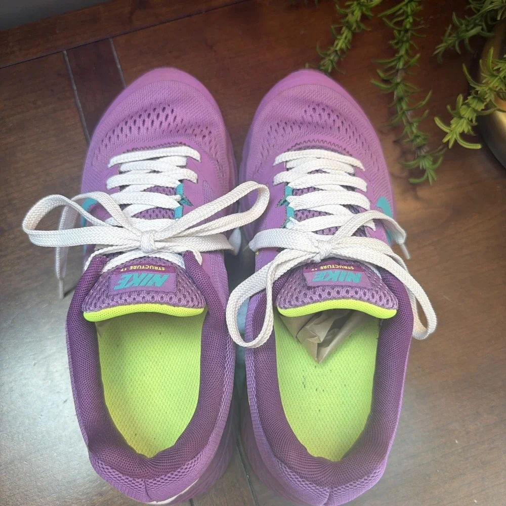 Nike design colorful